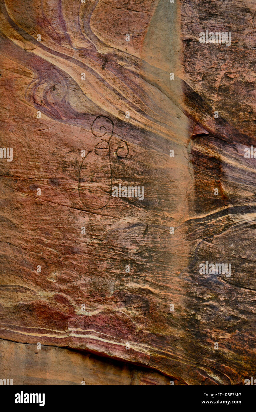 Patrones de arenisca en Badami cuevas templos, Badami, Bagalkot, Karnataka, India Foto de stock