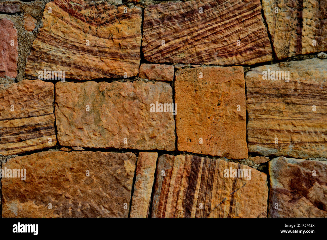 Patrones de arenisca en Badami cuevas templos, Badami, Bagalkot, Karnataka, India Foto de stock