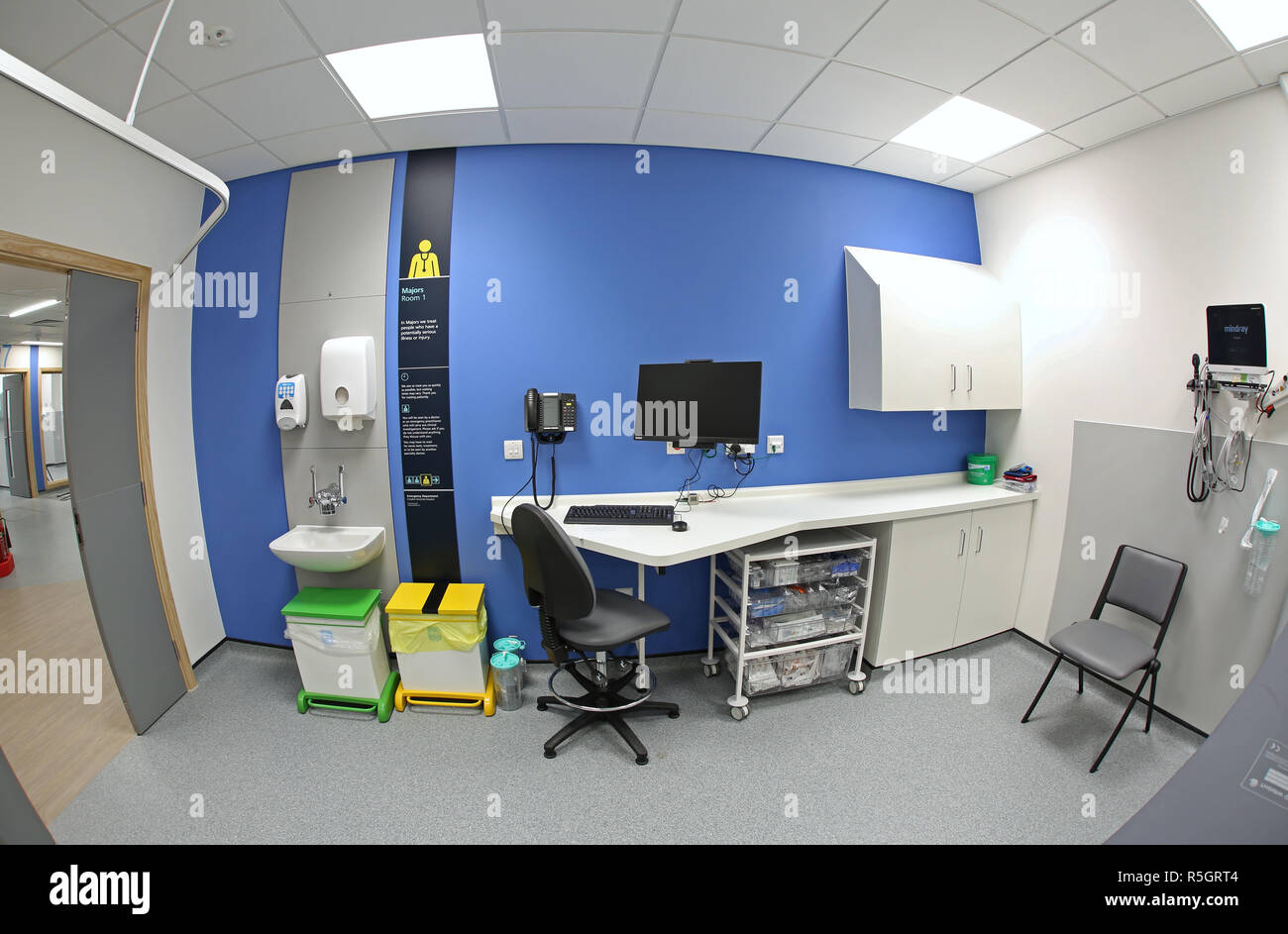 Majors sala de tratamiento en el nuevo servicio de urgencias en el Hospital Universitario de Croydon, London, UK, que abrió en diciembre de 2018 Foto de stock