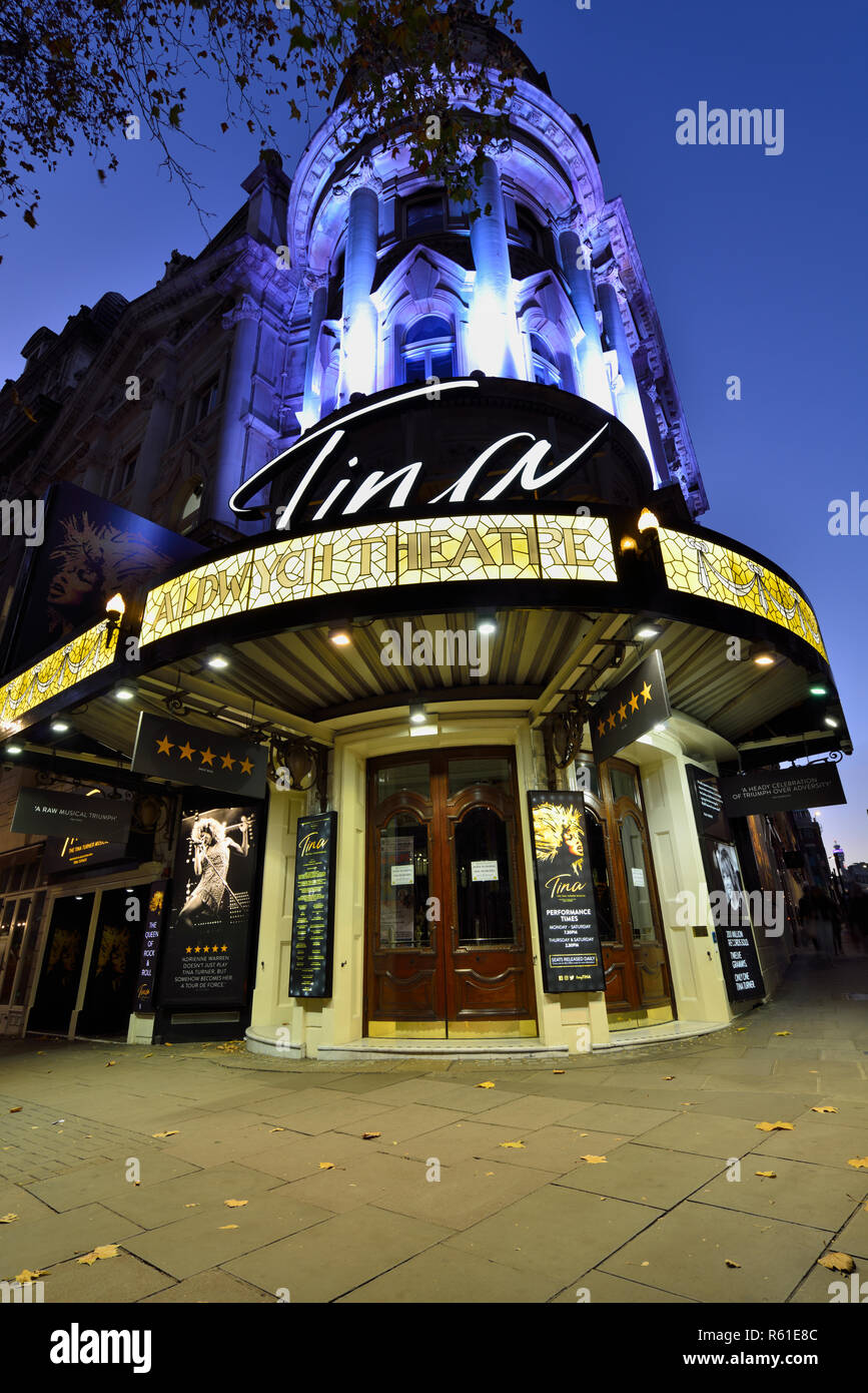 Aldwych Theatre mostrando Tina espectáculo musical, Aldwych, Westend, la  ciudad de Westminster, Londres, Reino Unido Fotografía de stock - Alamy