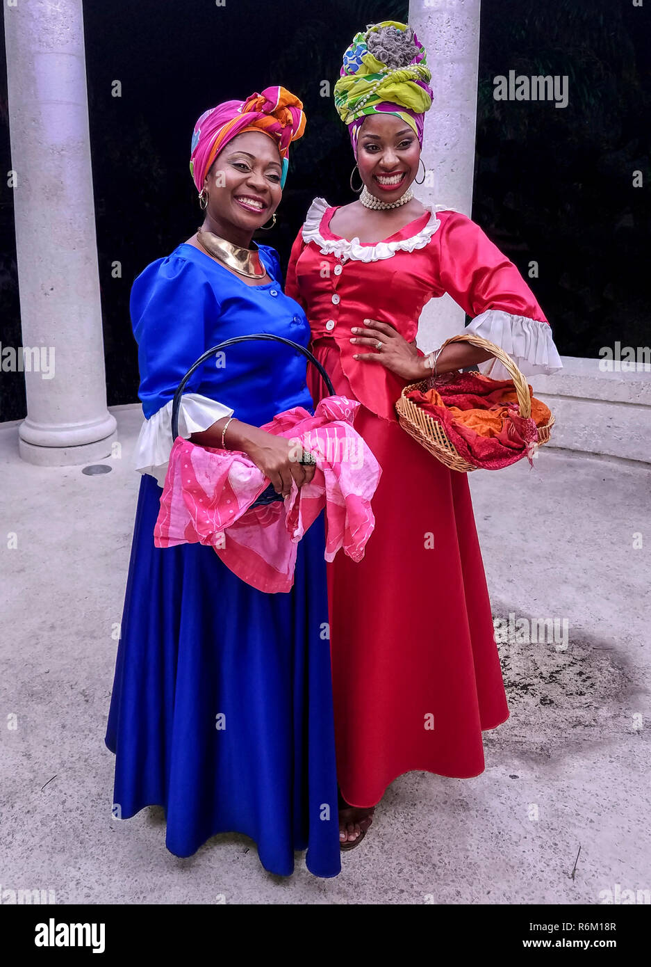 Las mujeres de Barbados durante la época colonial de vestido Fotografía de  stock - Alamy