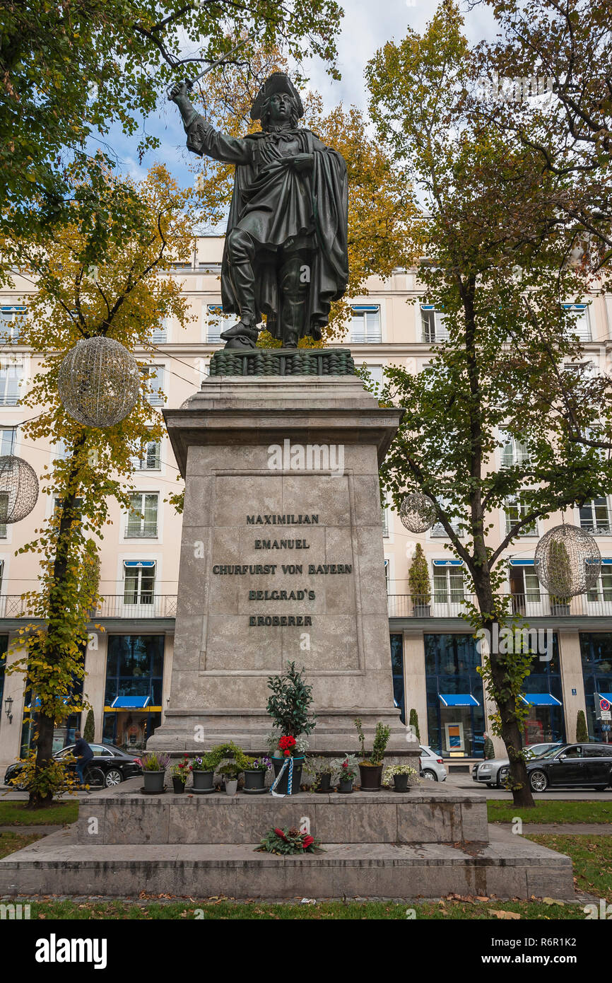 Monumento a Emanuel, Churfurst Maximiliano de Baviera, Múnich, Alta Baviera, Baviera, Alemania Foto de stock