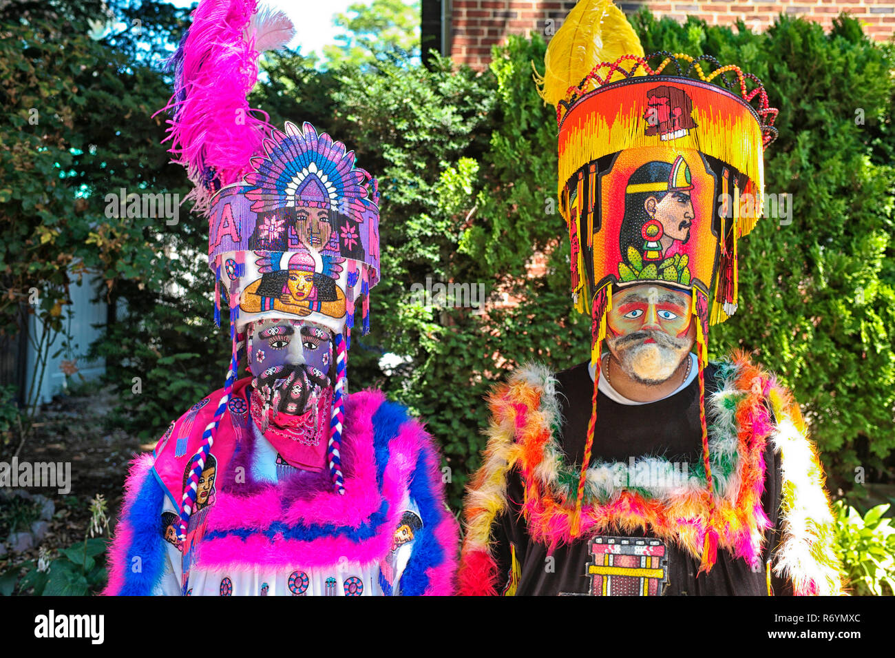 Son una especie de Chinelos murgas tradicionales bailarín que es popular en  el estado mexicano de Morelos, partes del estado de México y el Gobierno  Federal Dist Fotografía de stock - Alamy