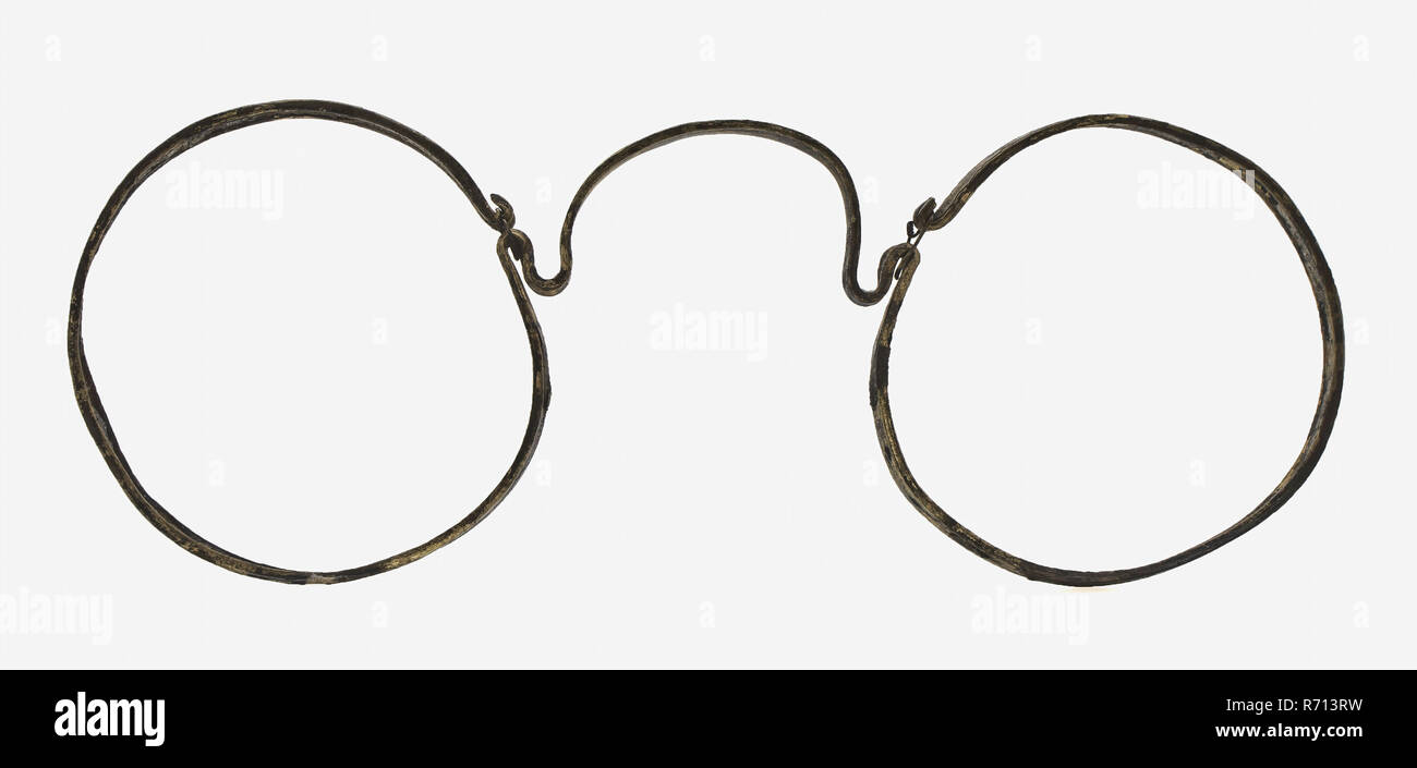 Marco de gafas redondas, de hilo de cobre curvada, escurra el lente ocular  Gafas suelo encontrar, la tira de cobre metálico marco curvo de squeeze  gafas dobladas de una pieza de cobre