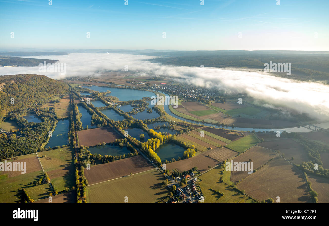 Vista aérea, Höxter-Godelheim Leisure Park, el lago paisaje, nubosidad, Höxter, Baja Sajonia, Alemania Foto de stock