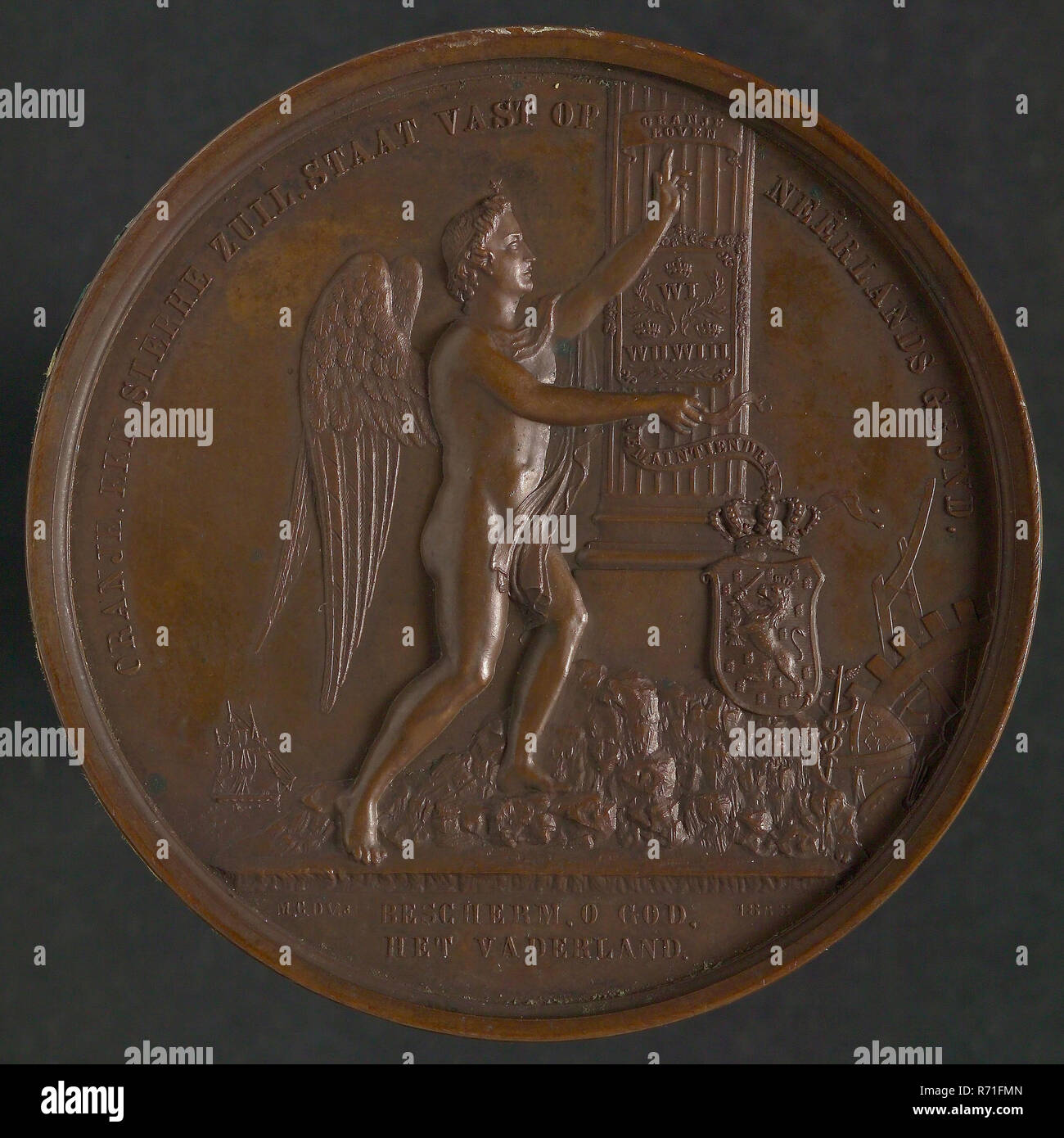 M.C. de Vries jr., Medalla en el medio centenario de la independencia holandesa, un medallón de bronce bronce figura 7,6, los Holandeses Virgen sentado en el asiento real en la mano izquierda el cetro apunta al altar sobre el cual corona y cetro; en la parte frontal de altar rodeado de laureles: V. HOGENDORP V.D. DUYN V. MAASDAM V. Limburg Stirum alrededor de tres cifras figurativo: Justicia con el cuerno de la abundancia y flechas bundle libertad con la lanza y la libertad hat Marte alejándose con el escudo en el que las flechas y 1813 1863 a sus pies el águila imperial espada rota y las cadenas rotas, VAN omschrift VREEMDEN DEWANG VRIJHED repetido después Foto de stock
