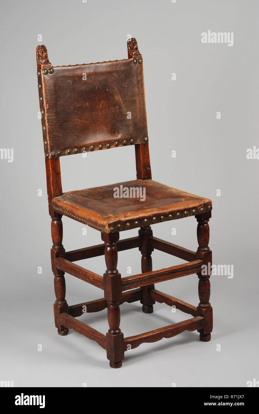 Silla renacentista de madera de cerezo, sillas asientos de muebles de  madera de diseño interior de muebles de madera de cerezo, Twisted Metal  cuero piernas y líneas de doble cabeza de león