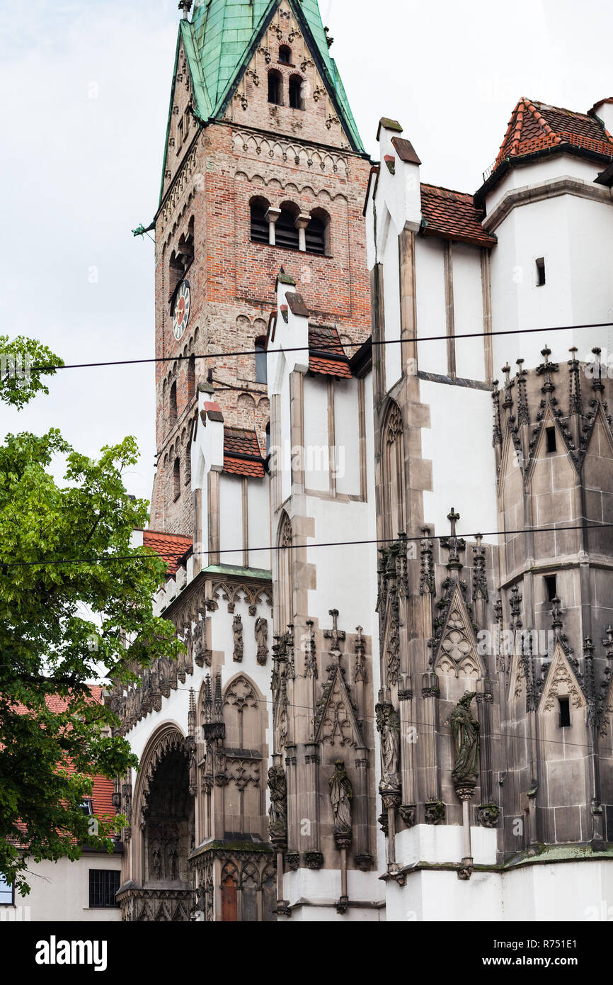 Alta catedral de augsburg fotografías e imágenes de alta resolución Alamy