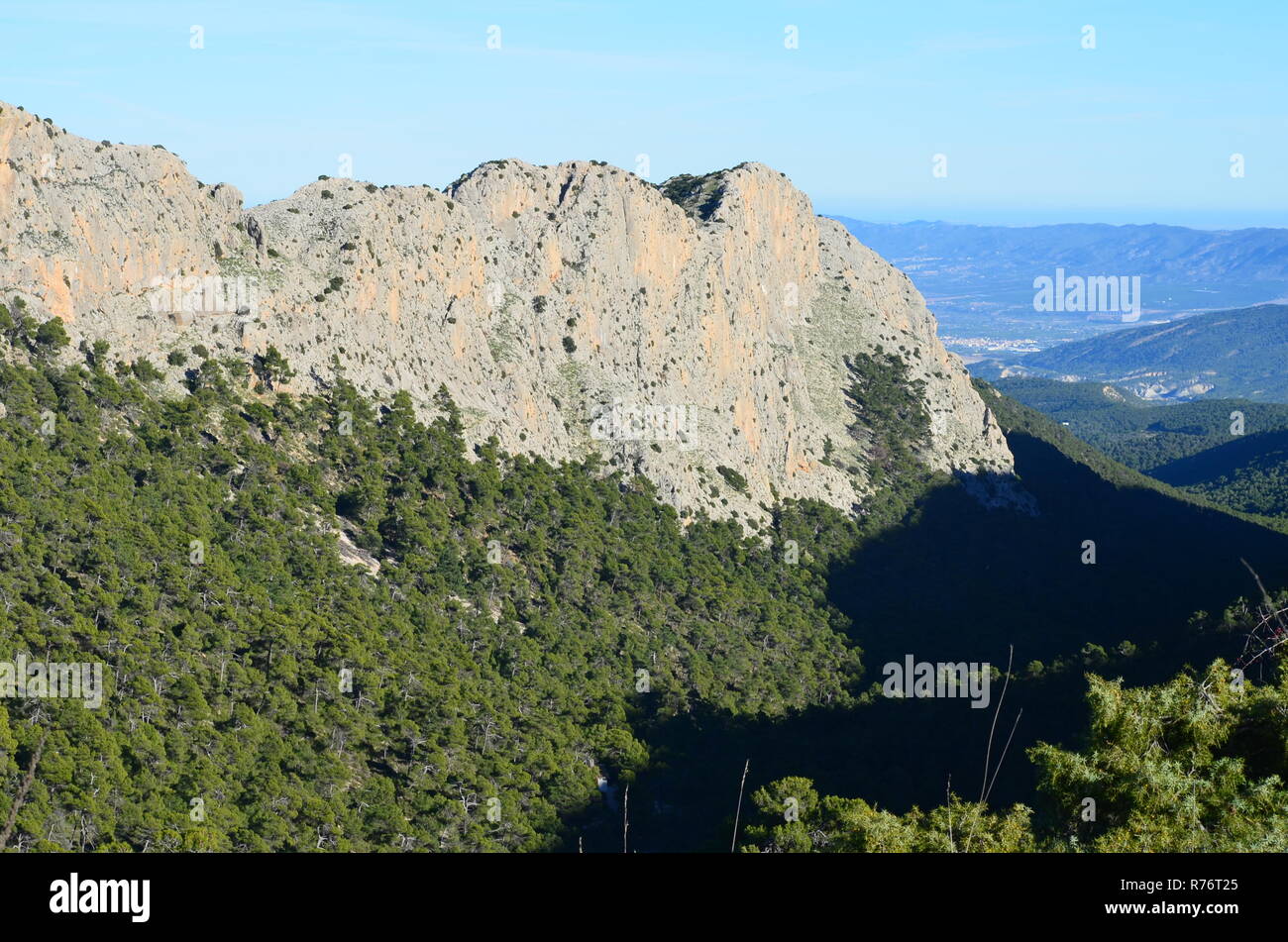 Morrón de Alhama mountain Trail, el macizo de Sierra Espuña, Murcia (sureste de España) Foto de stock