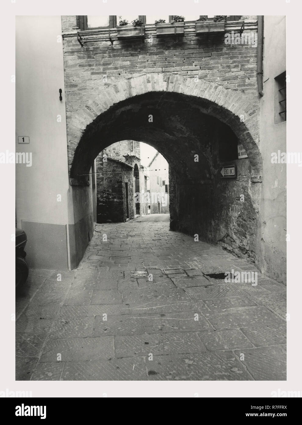Siena Toscana Montalcino opiniones generales, esta es mi Italia, el país de la historia visual, Medieval, estructuras no identificadas en el centro de la ciudad Foto de stock
