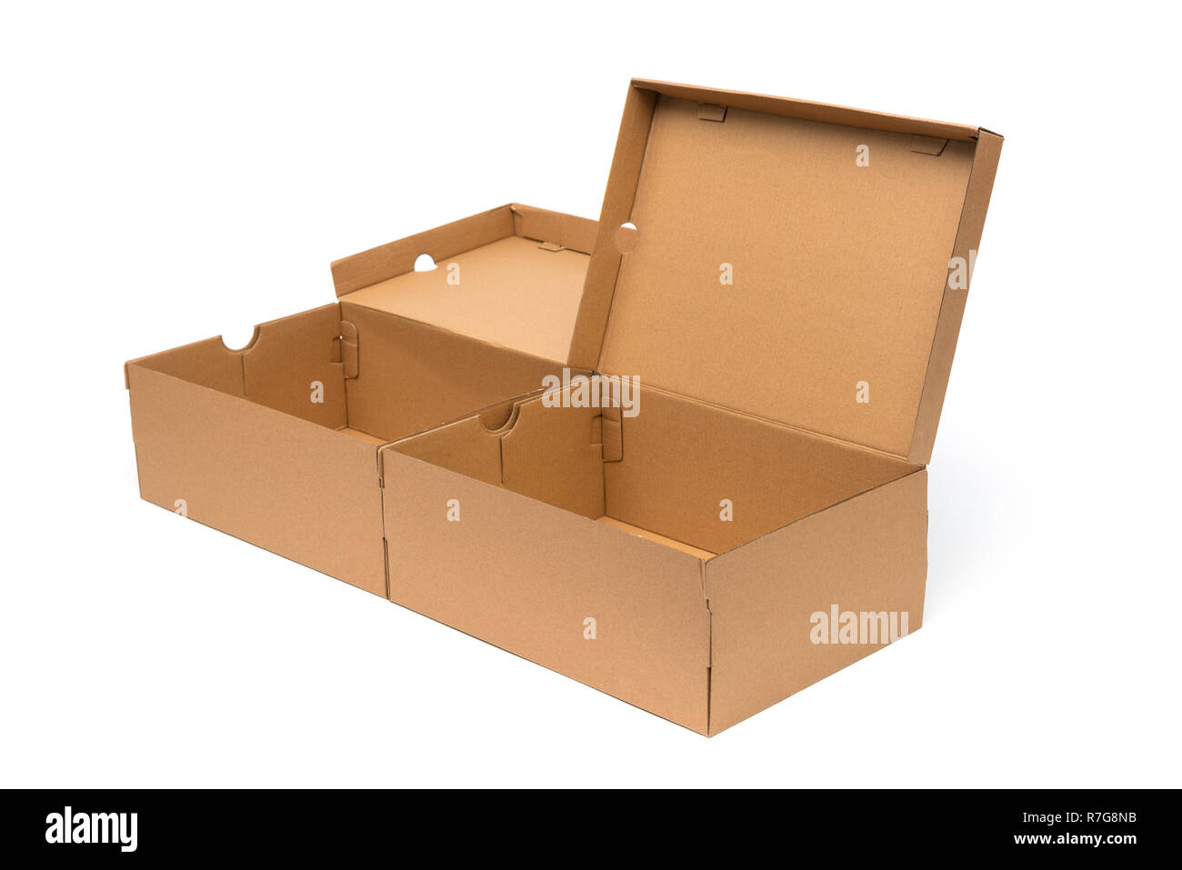 Caja de zapatos de cartón marrón con tapa de zapata o embalaje del producto  zapatillas boceto, aislado sobre fondo blanco con trazado de recorte  Fotografía de stock - Alamy