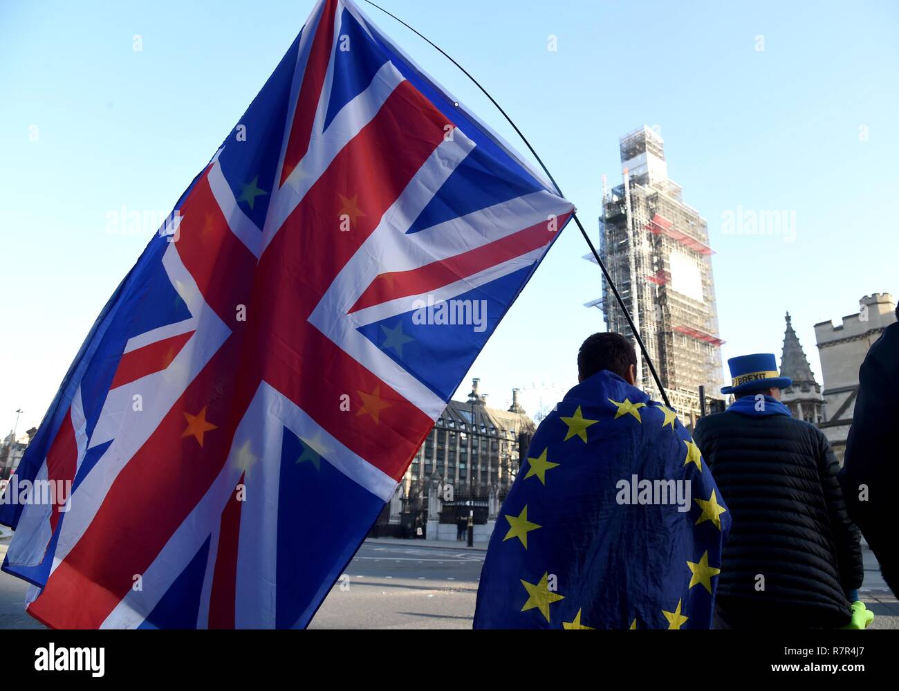 Londres, Reino Unido. 11 de diciembre de 2018. Protestas Brexit, Westminster, London: Crédito Finnbarr Webster/Alamy Live News Foto de stock
