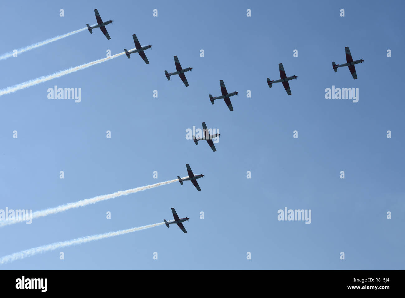 Vuelo de formación Pilatus PC-7, Air Show, Aire y Espacio Días, Lucerna, Suiza Foto de stock
