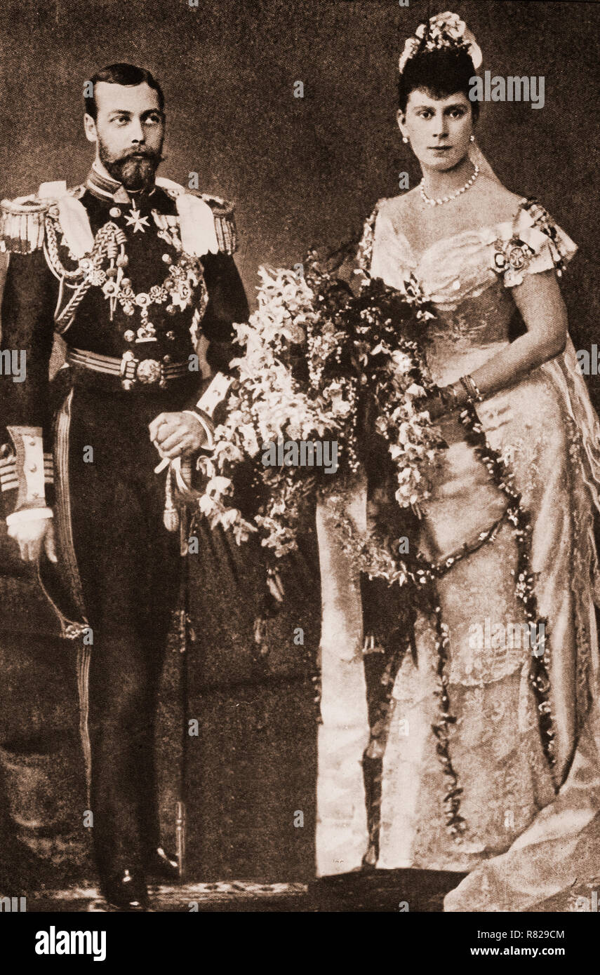 El matrimonio del duque de York (el futuro Rey Jorge V) a la princesa Victoria María, del 6 de julio de 1893 en la Capilla Real del Palacio de St James. Ella se convirtió en la Duquesa de York, antes de convertirse en reina consorte. Foto de stock