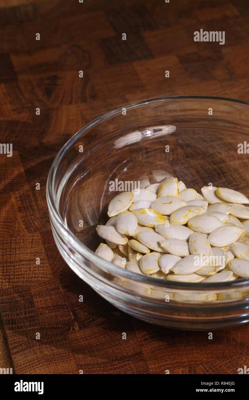 Como Secar Una Calabaza Para Hacer Un Recipiente Secar de calabazas recipiente fotografías e imágenes de alta resolución -  Página 2 - Alamy