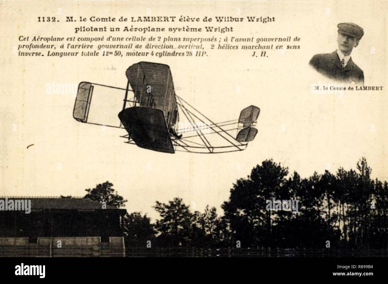 Carlos Alexandre, conde de Lambert pilotando o biplano Wrigth - Pau, 1909 (2). Foto de stock