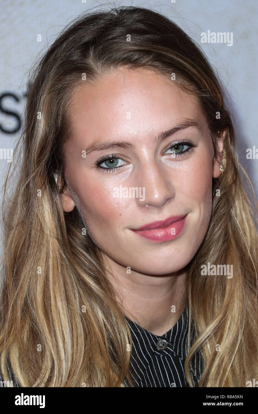 HOLLYWOOD, LOS ANGELES, CA, EE.UU. - 24 de octubre: Dylan Penn en la Los Angeles estreno de 'Suspiria Amazon Studio's" que se celebró en el ArcLight Cinerama Dome el 24 de octubre de 2018, en Hollywood, Los Angeles, California, Estados Unidos. (Foto por Xavier Collin/Image Press Agency) Foto de stock