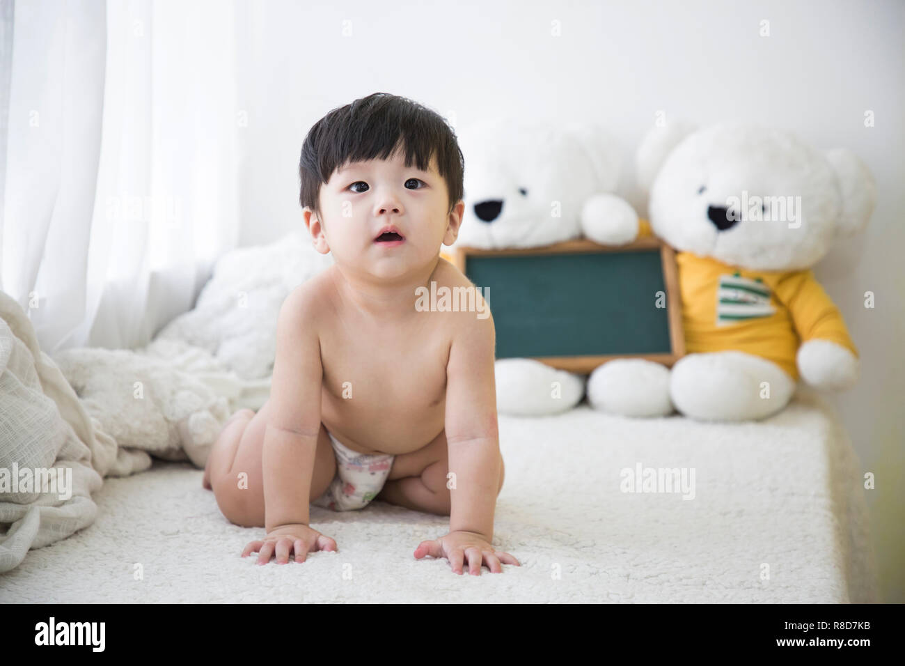 Dos bebés coreanos fotografías e imágenes de alta resolución - Página 5 -  Alamy