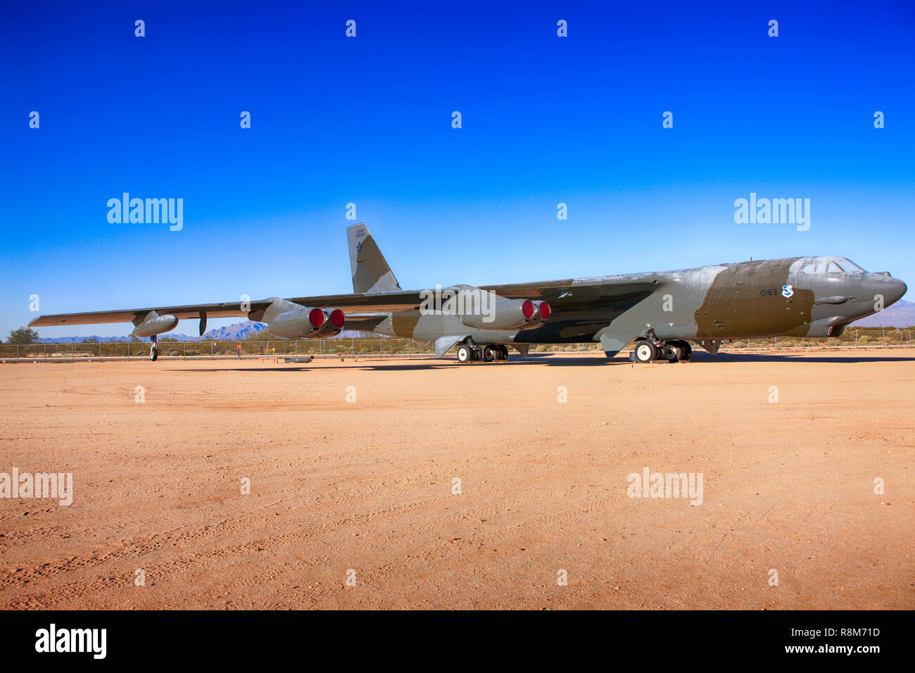 Boeing B52G Stratofortress avión bombardero estratégico en la exhibición en el Pima Air & Space Museum de Tucson, AZ Foto de stock