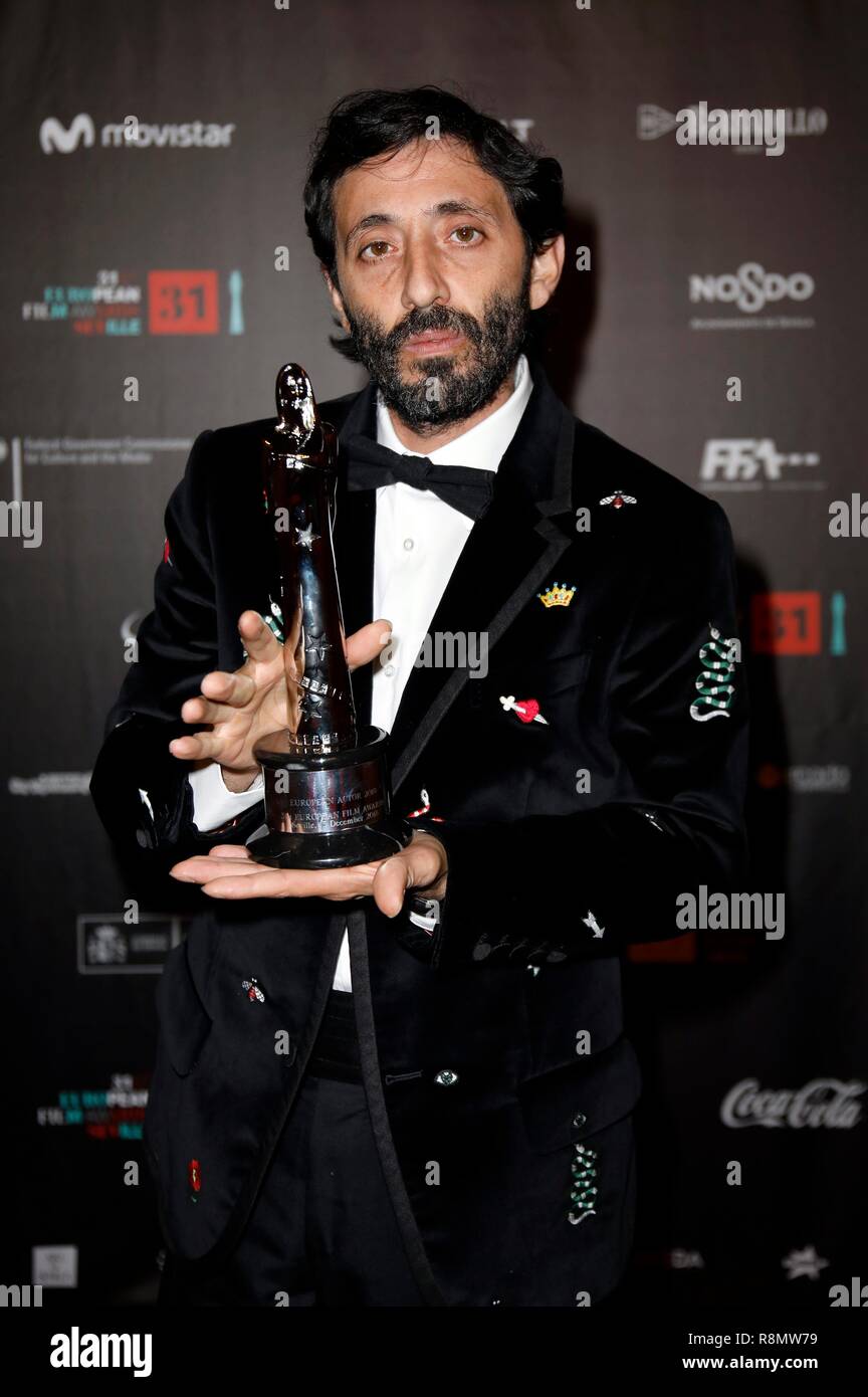Marcello Fonte, ganador del premio a Mejor Actor Europeo, en el Teatro de la Maestranza, la 31ª European Film Awards 2018. Sevilla, 15.12.2018 | mundial de uso Foto de stock
