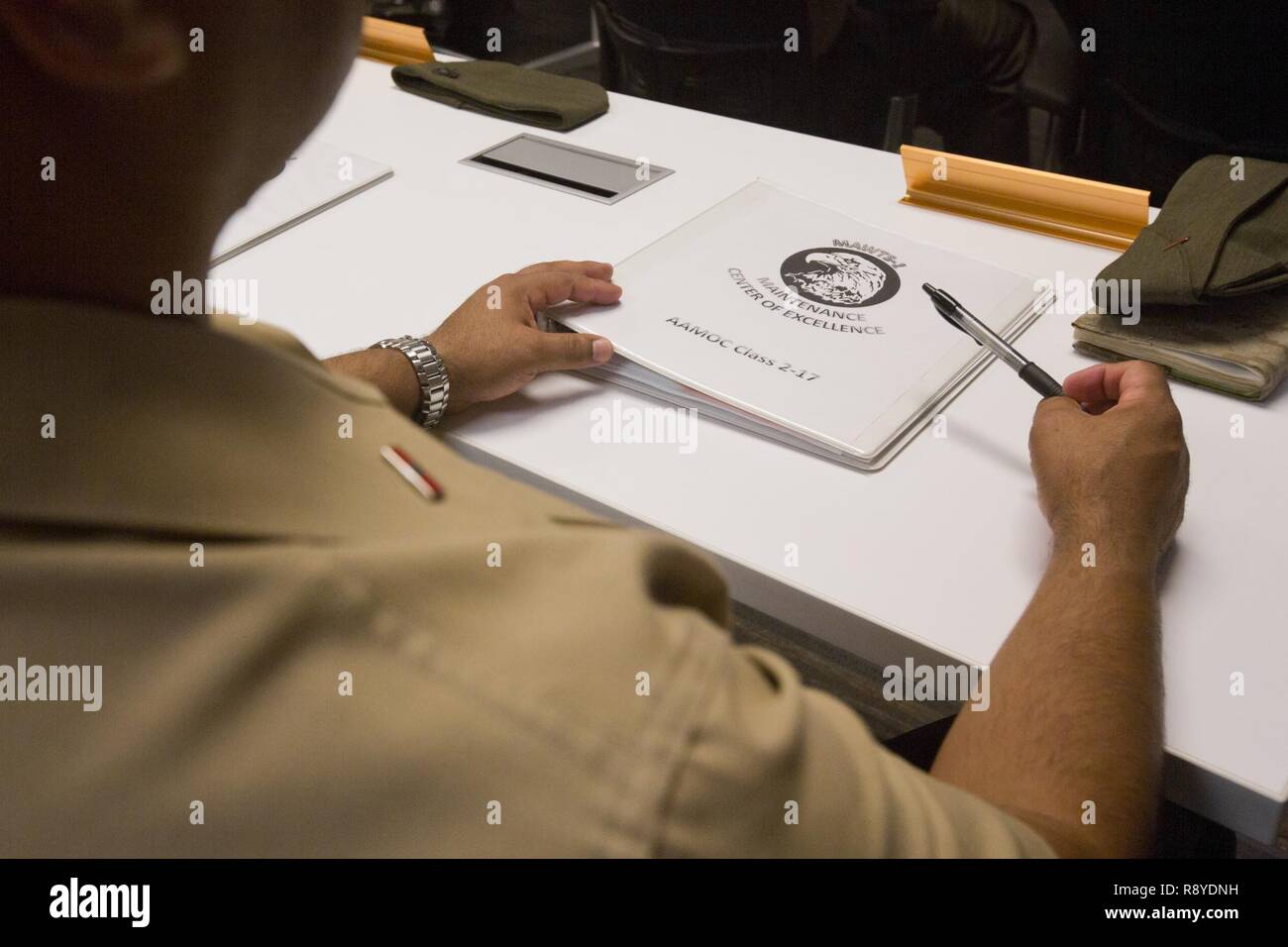 Oficial De Primer Orden En Fotos E Imagenes De Stock Alamy Oficial De Primer Orden En Fotos E Imagenes De Stock Alamy