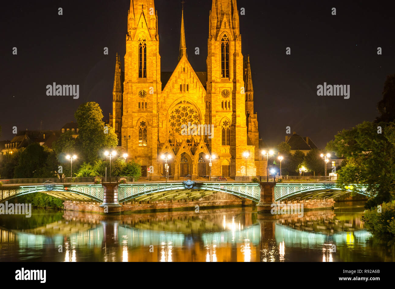 La Iglesia de San Pablo en Estrasburgo Foto de stock
