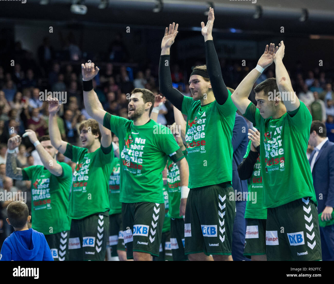 18 de diciembre de 2018, Berlín: 18.12.2018, Berlín: el balonmano ... 18 de diciembre de 2018, Berlín: 18.12.2018, Berlín: el balonmano ...