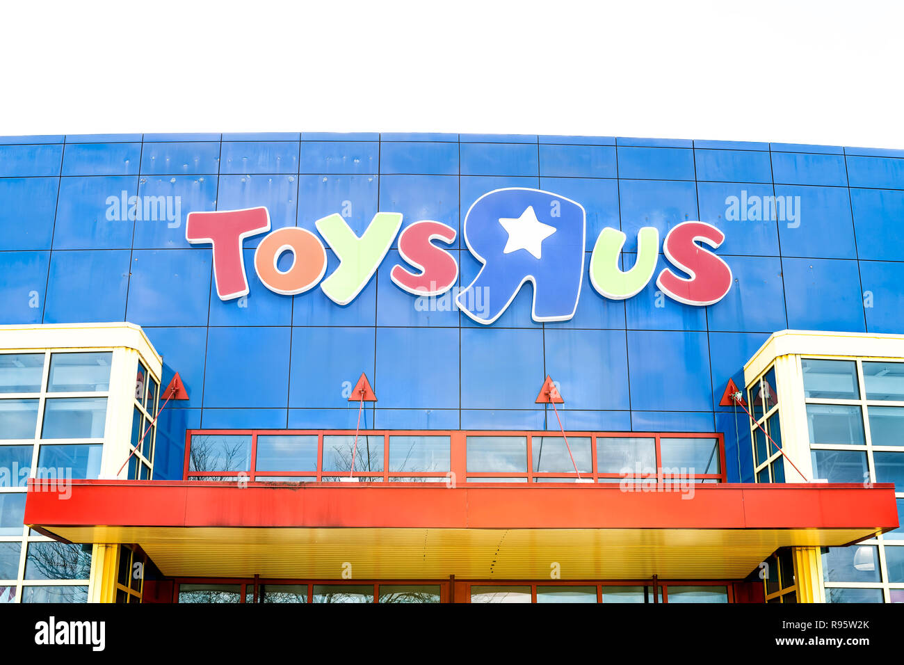 tren electrico juguete toysrus