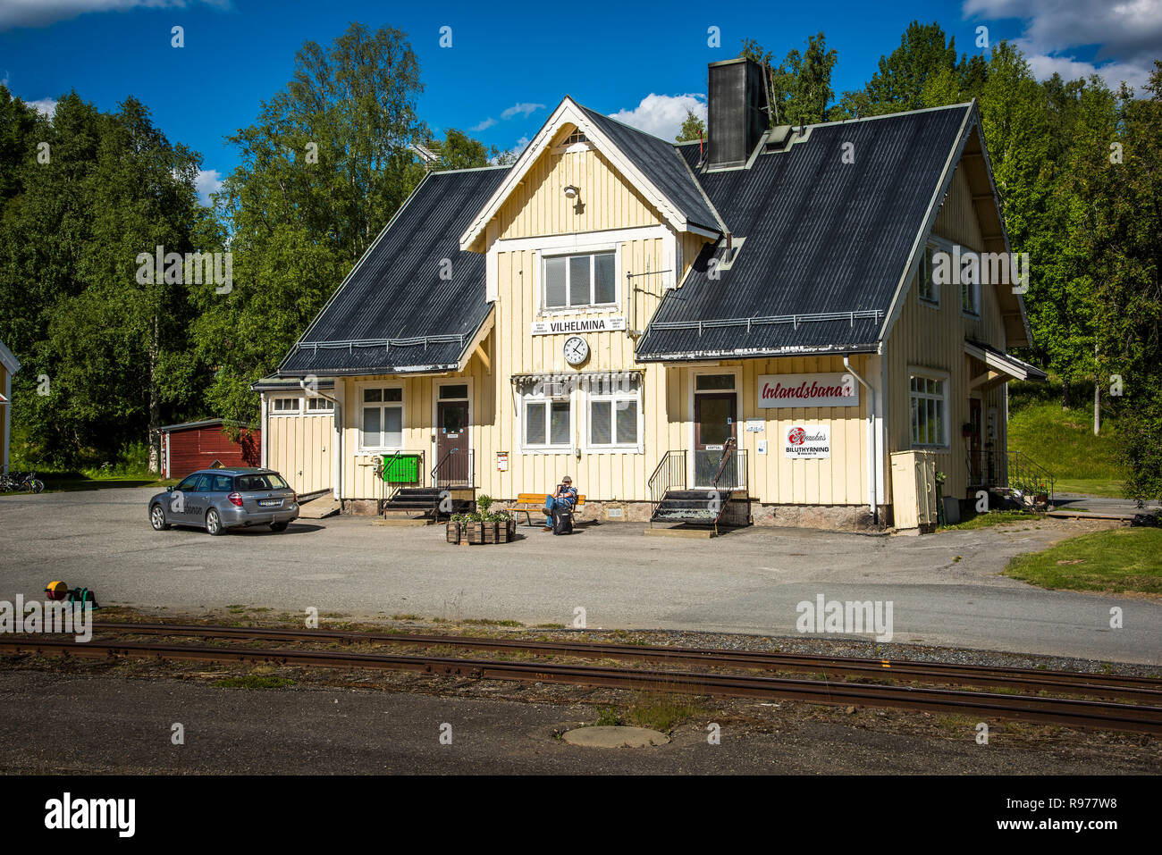 Estación de ferrocarril blanca fotografías e imágenes de alta resolución -  Alamy