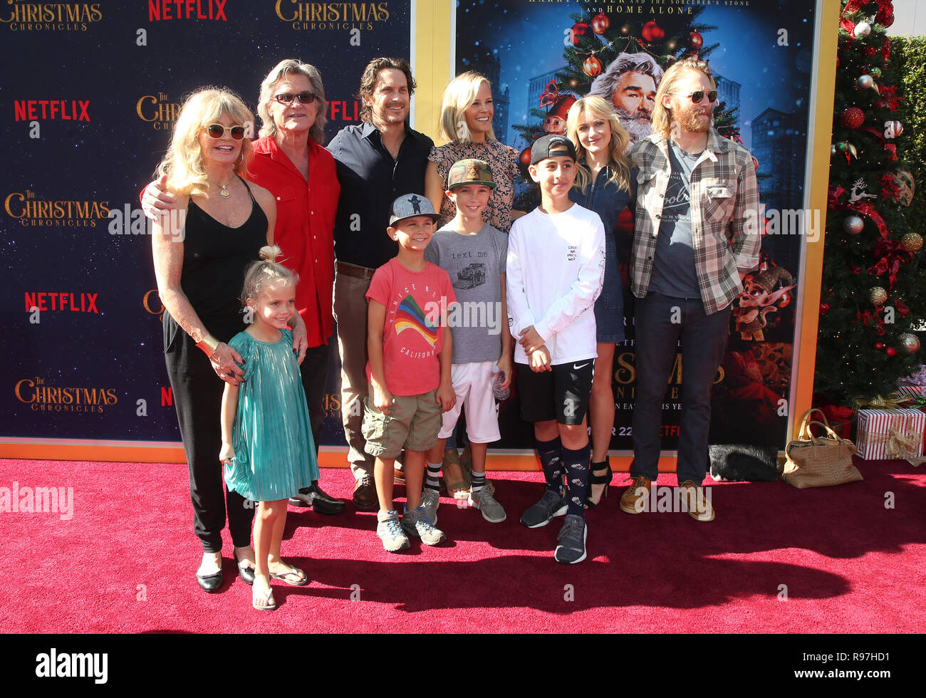 Las Crónicas de Navidad' con: Goldie Hawn Premiere, Kurt Russell, Oliver Hudson, Erinn Bartlett, Wyatt Russell, Sanne Hamers, Hawn Bodhi Hudson, Wilder Brooks Hudson, río Hudson donde: Los Angeles, California, Estados Unidos Las Crónicas de Navidad' con: Goldie Hawn Premiere, Kurt Russell, Oliver Hudson, Erinn Bartlett, Wyatt Russell, Sanne Hamers, Hawn Bodhi Hudson, Wilder Brooks Hudson, río Hudson donde: Los Angeles, California, Estados Unidos