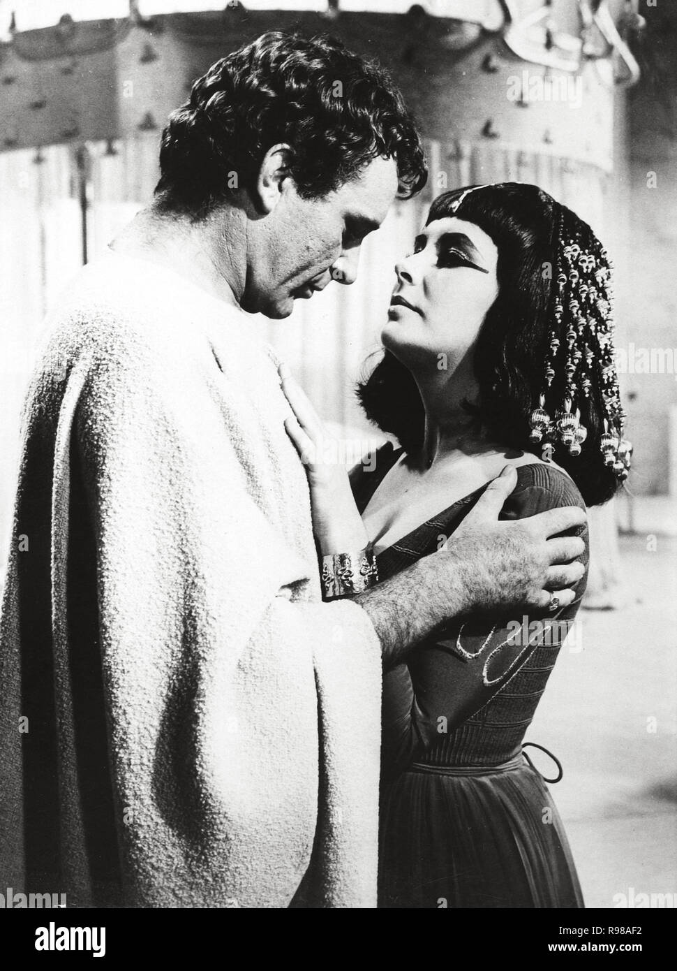 El título de la película original Cleopatra. Título en inglés