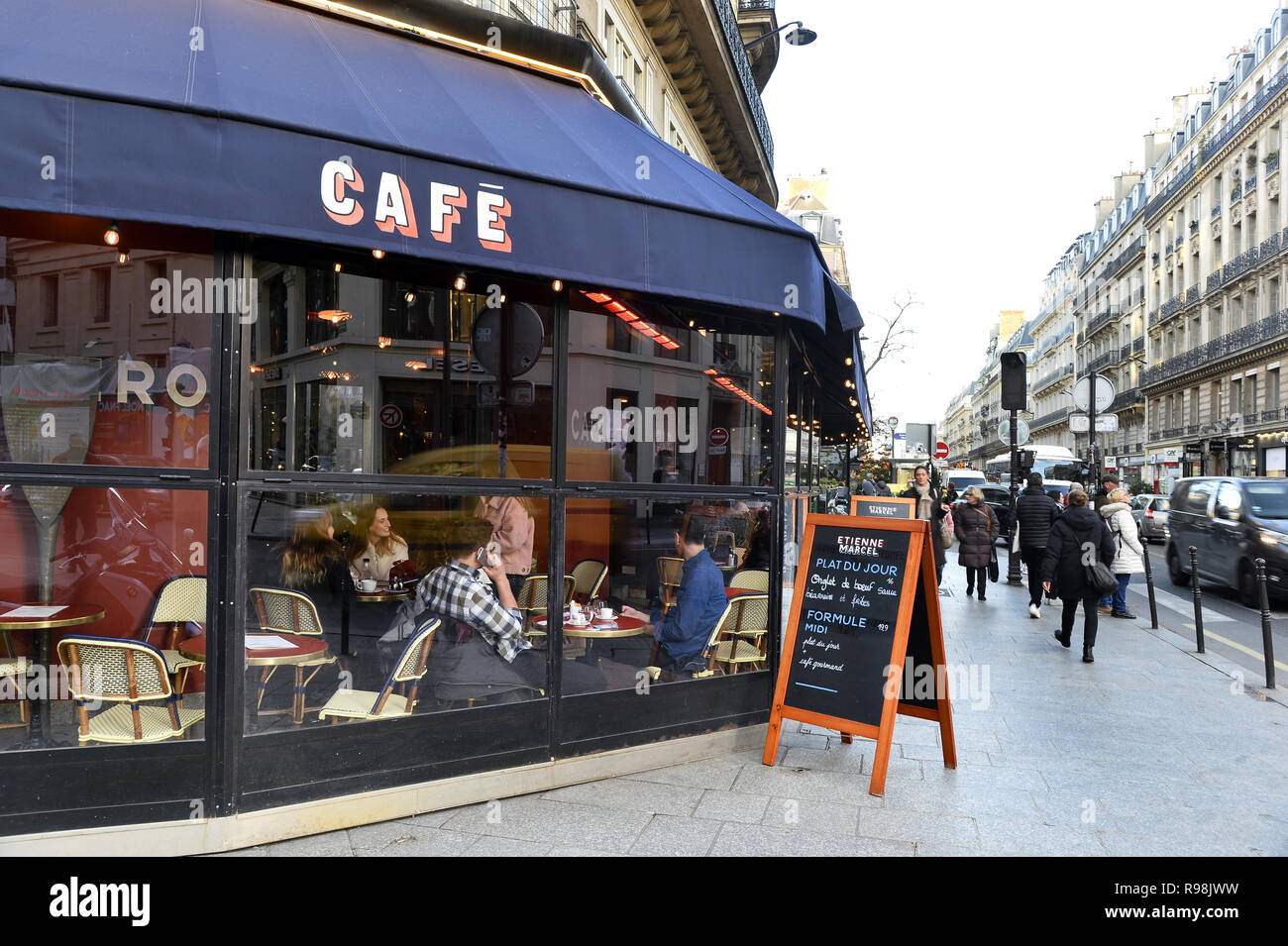 Cafe etienne marcel fotografías e imágenes de alta resolución Alamy
