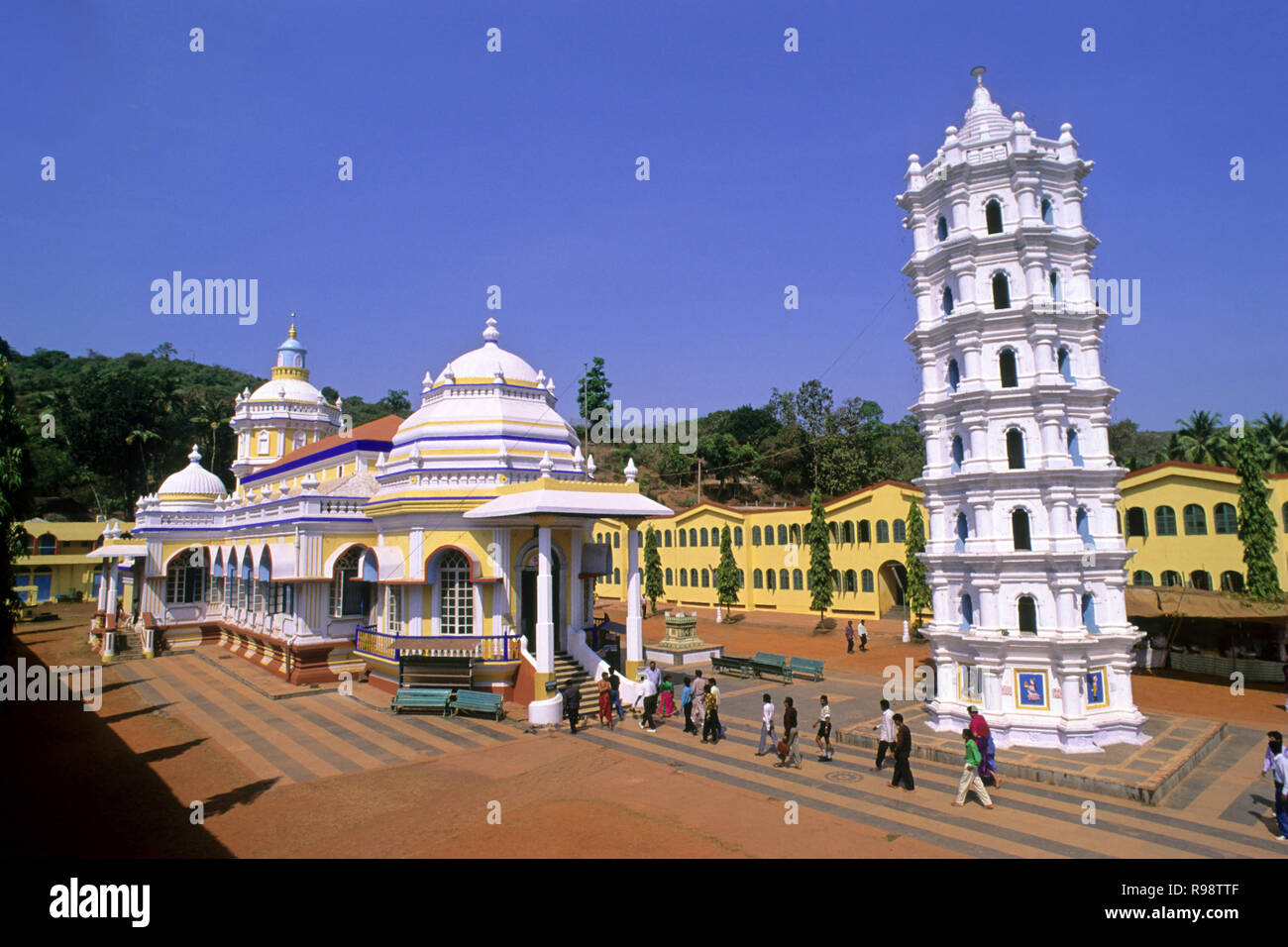 Shri Mangesh templo, Ponda, Goa, Maharashtra, India Foto de stock