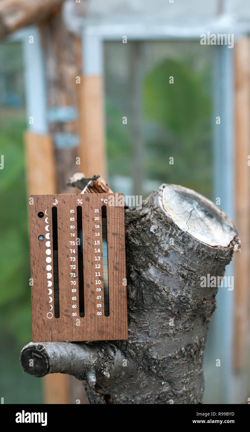 Instrumento de estación meteorológica fotografías e imágenes de alta  resolución - Página 9 - Alamy