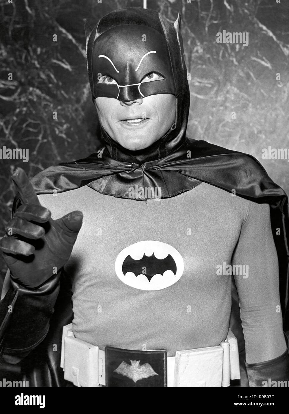 El título original de la película: Batman. Título en inglés: Batman. Año:  1966. Director: Leslie Martinson. Estrellas: Adam West. Crédito: GREENLAWN  PRODUCTIONS / Álbum Fotografía de stock - Alamy
