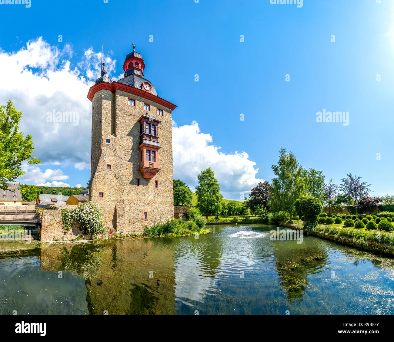 Castillo Vollrads, Rheingau, Alemania Foto de stock