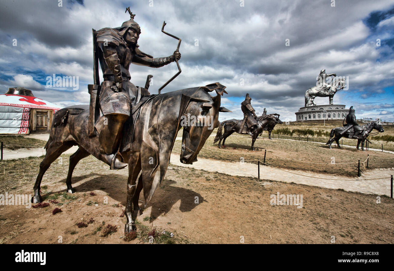 Estatua Ecuestre de Gengis Khan en Mongolia Foto de stock