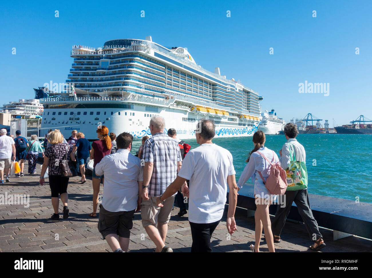 Aidanova/Aida Nova crucero en el puerto de Las Palmas de Gran Canaria,  Islas Canay, España. Diciembre de 2018 Fotografía de stock - Alamy