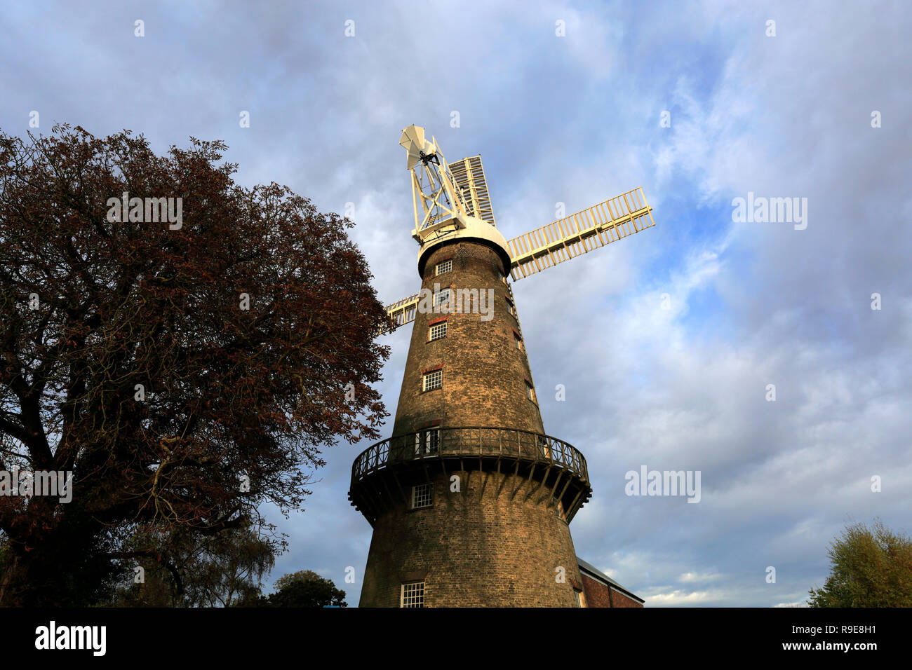 Moulton torre molino (molino de la torre más alta de Gran Bretaña), Moulton village, Lincolnshire, Inglaterra Foto de stock