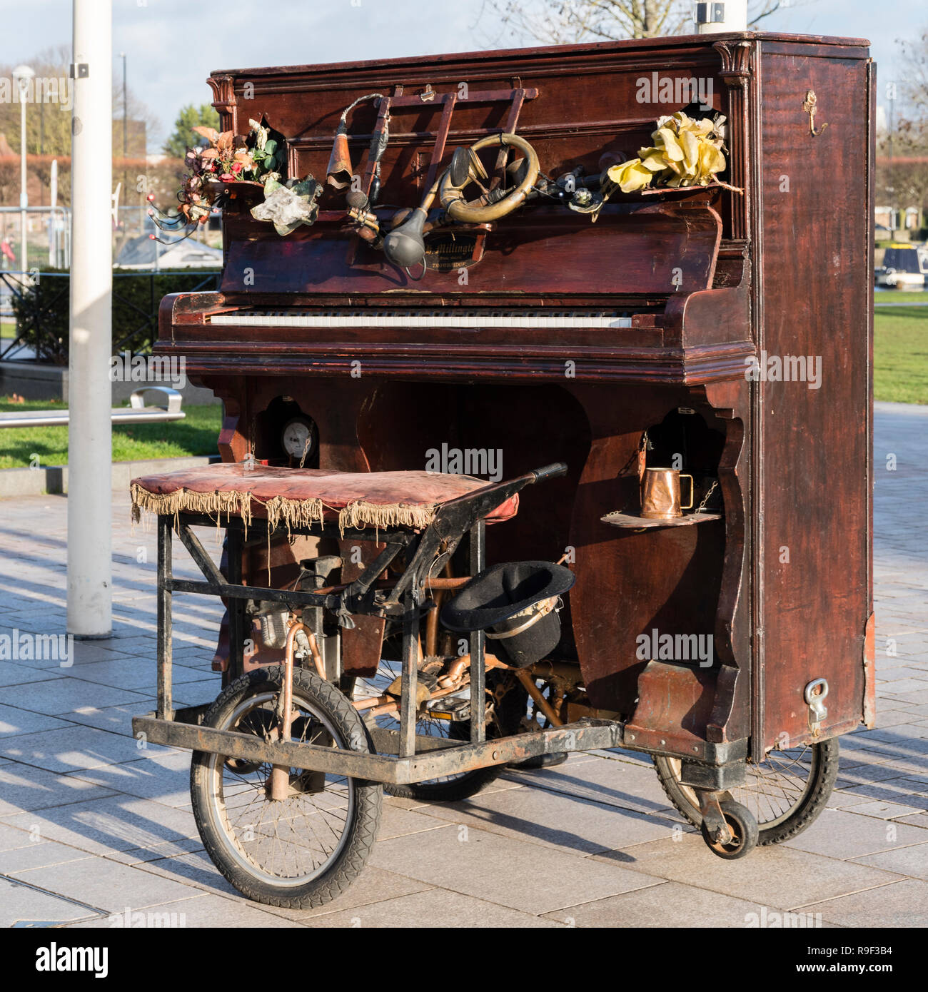 Piano de bicicleta fotografías e imágenes de alta resolución - Alamy
