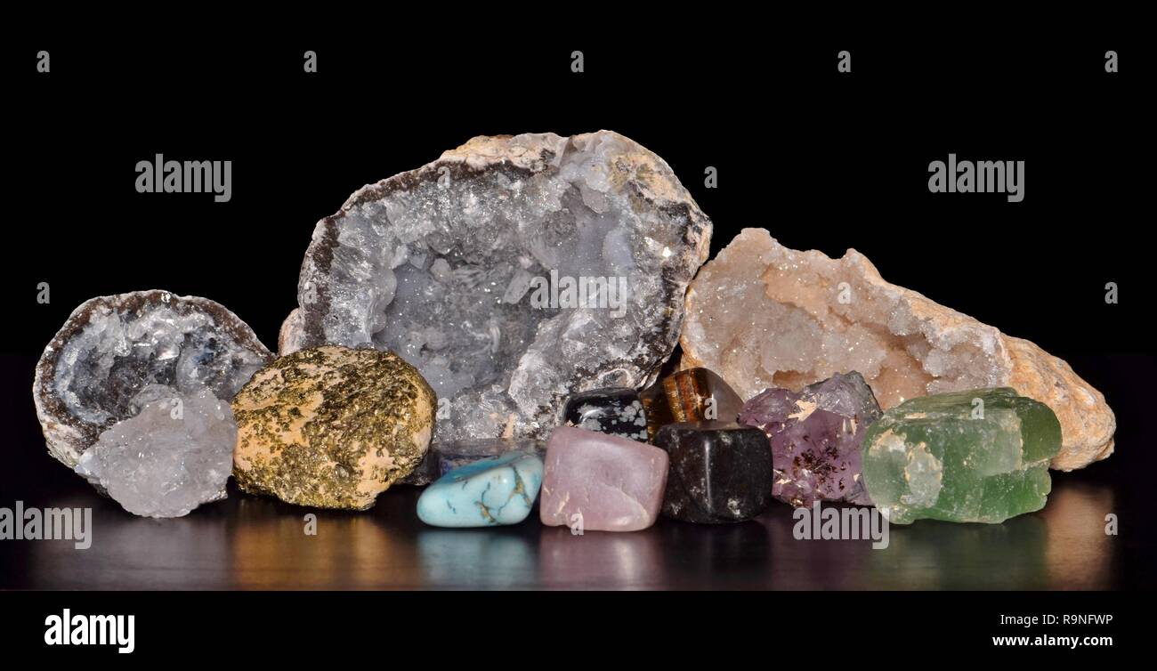 Piedras preciosas en bruto mas valiosas fotografías e imágenes de alta  resolución - Alamy