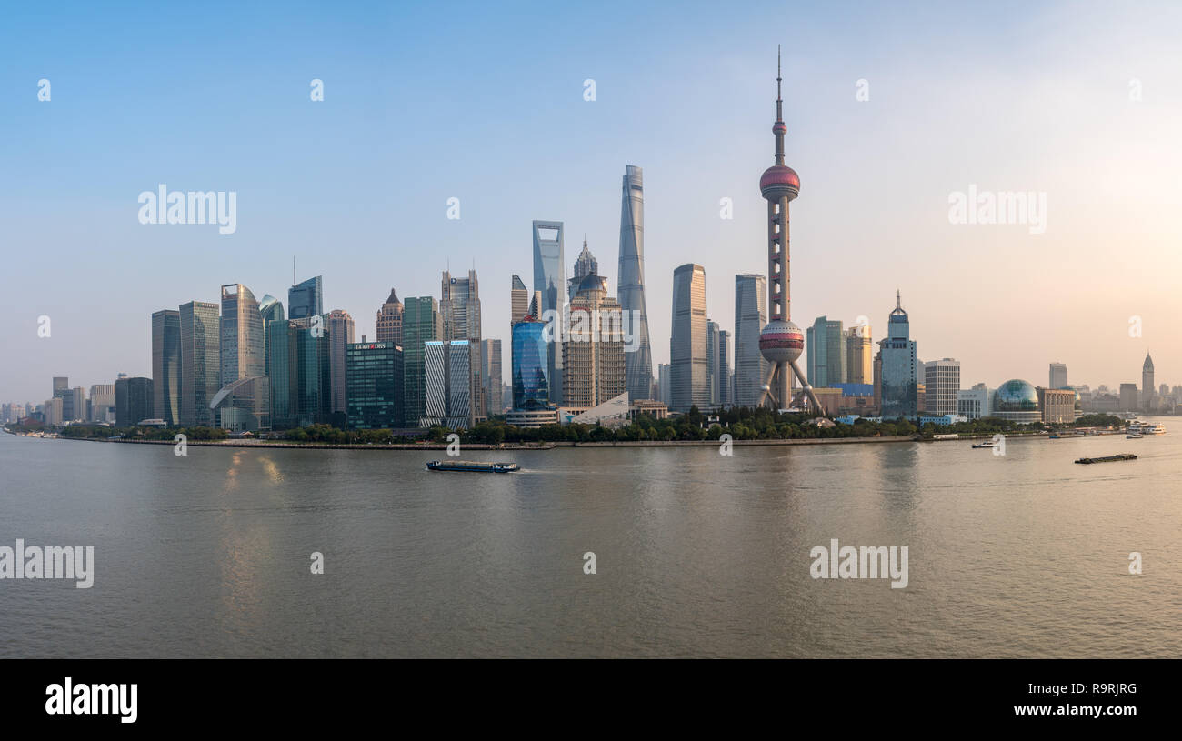 Panorámica de alta resolución de la ciudad de Shanghai Foto de stock