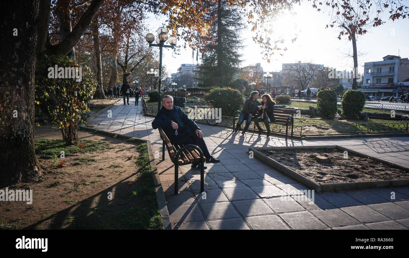 Trikala, Grecia. 30 Dec, 2018. Una vista general del río Pinios en Trikala. Trikala está en el noroeste de la región de Tesalia, en Grecia. Crédito:  Ioannis Alexopoulos SOPA/Images/Zuma alambre/Alamy Live News Fotografía