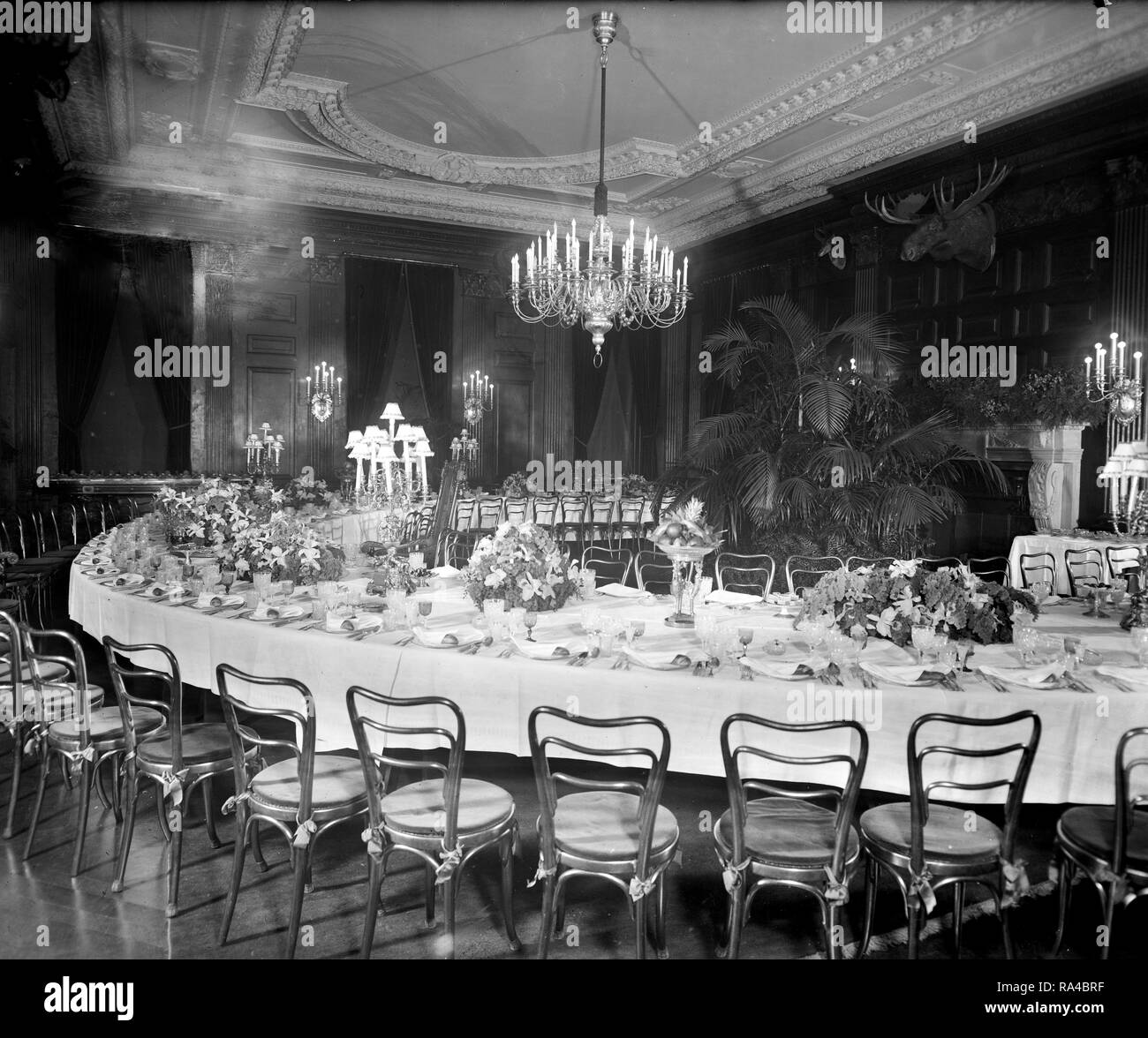 Sala de Banquetes de la Casa Blanca ca. 1905-1945 (1900) Foto de stock