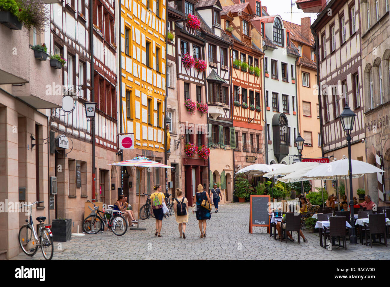 Weissergerbergasse Street, Nuremberg, Baviera, Alemania, Europa Foto de stock