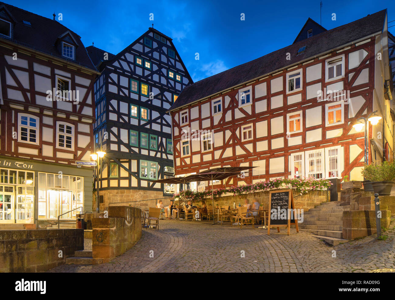 Los entramados al anochecer, Marburgo, Hesse, Alemania, Europa Foto de stock