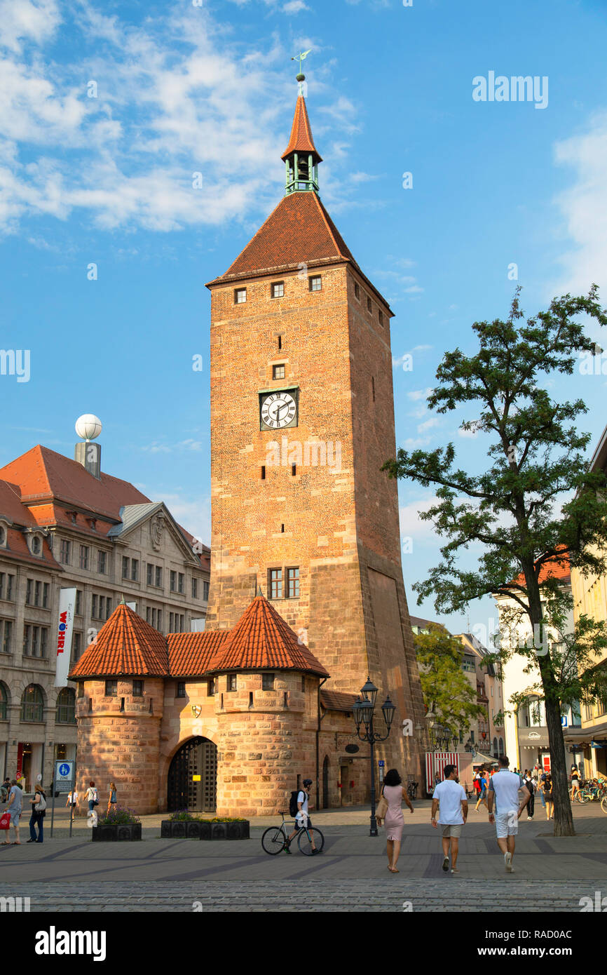 Weisser Turm, Nuremberg, Baviera, Alemania, Europa Foto de stock