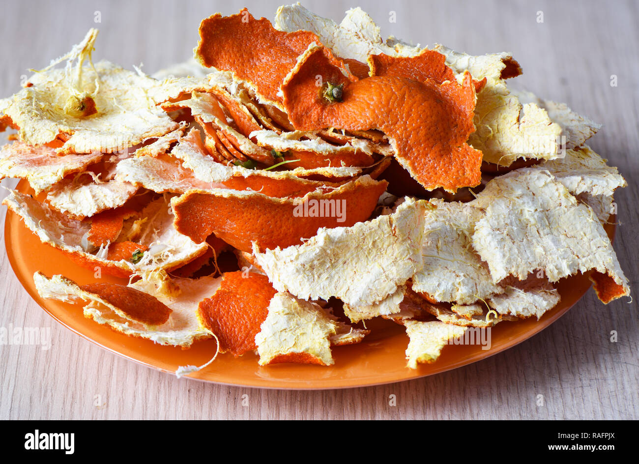 Dried tangerine peel fotografías e imágenes de alta resolución - Alamy