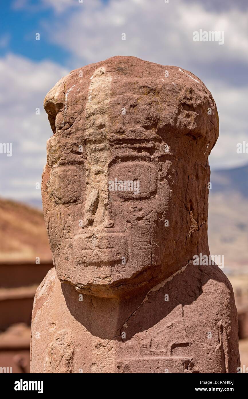 Monolito en Kalsasaya templo, Tihuanaku, Tiawanacu, Tiahuanaco, Sitio del Patrimonio Mundial de la UNESCO, Provincia Ingavi, La Paz, Bolivia Foto de stock