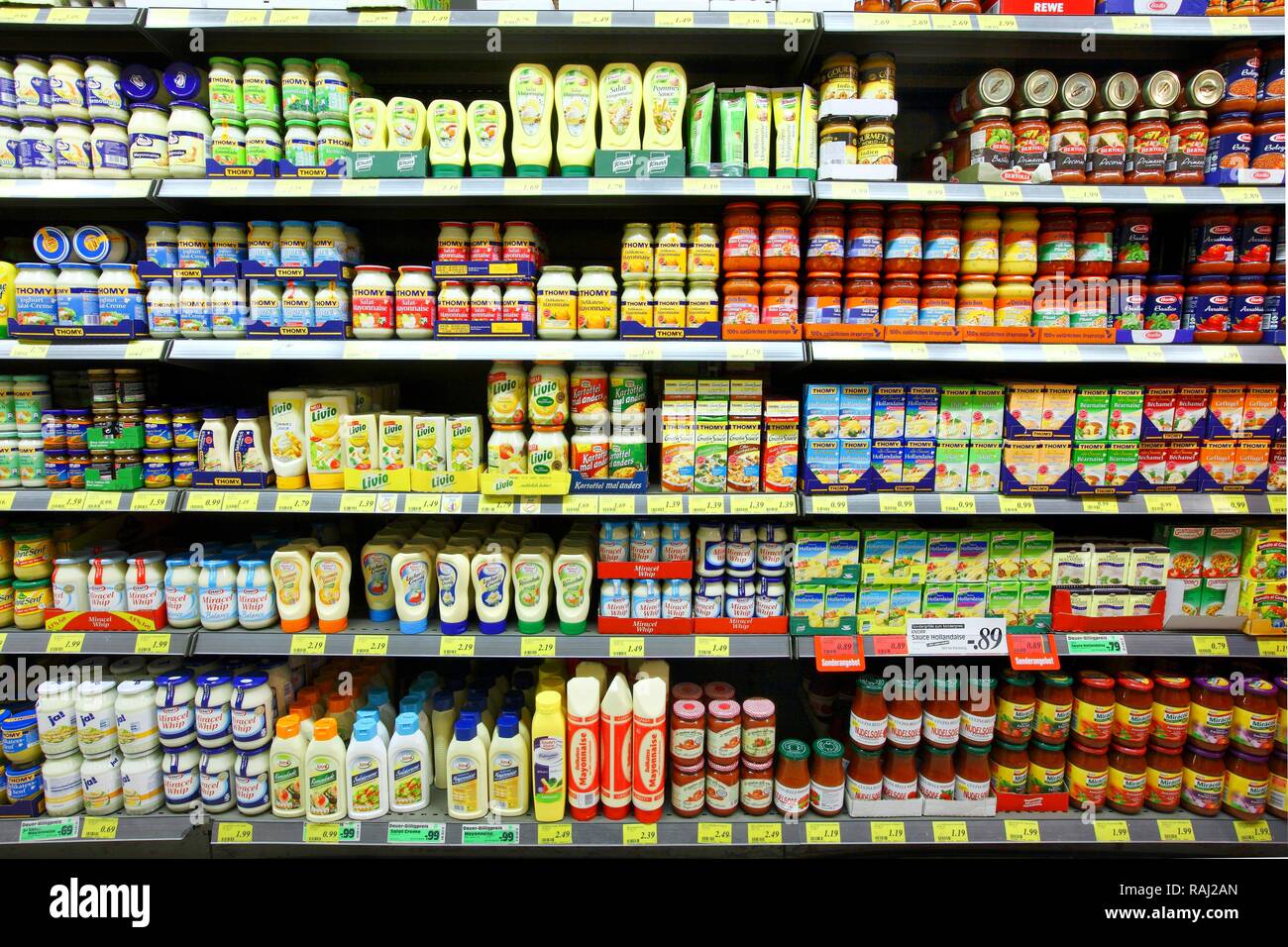 Comidas con mayonesa: Más de 200,472 fotos de stock con licencia